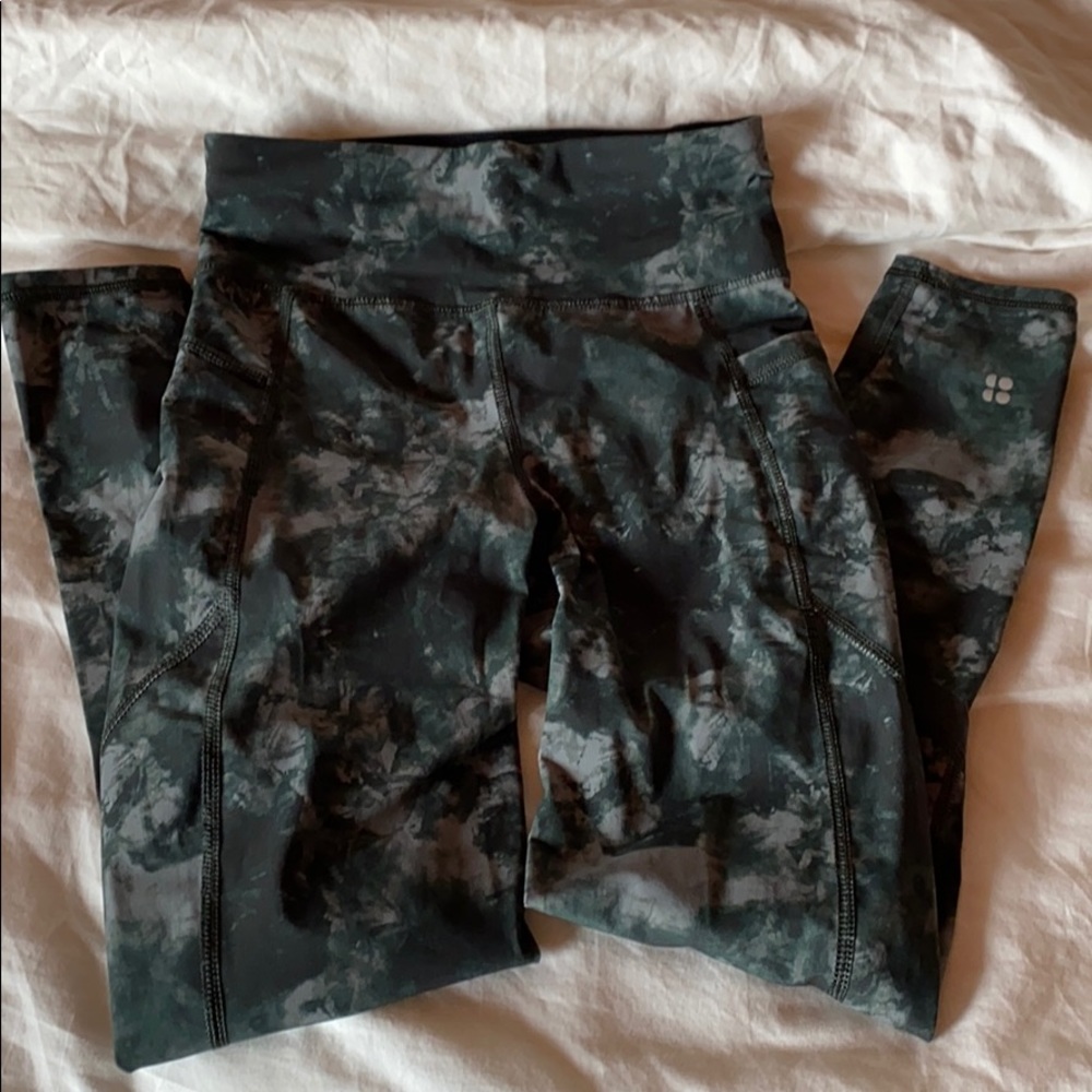 Sweaty Betty “the zero gravity” leggings size XXS